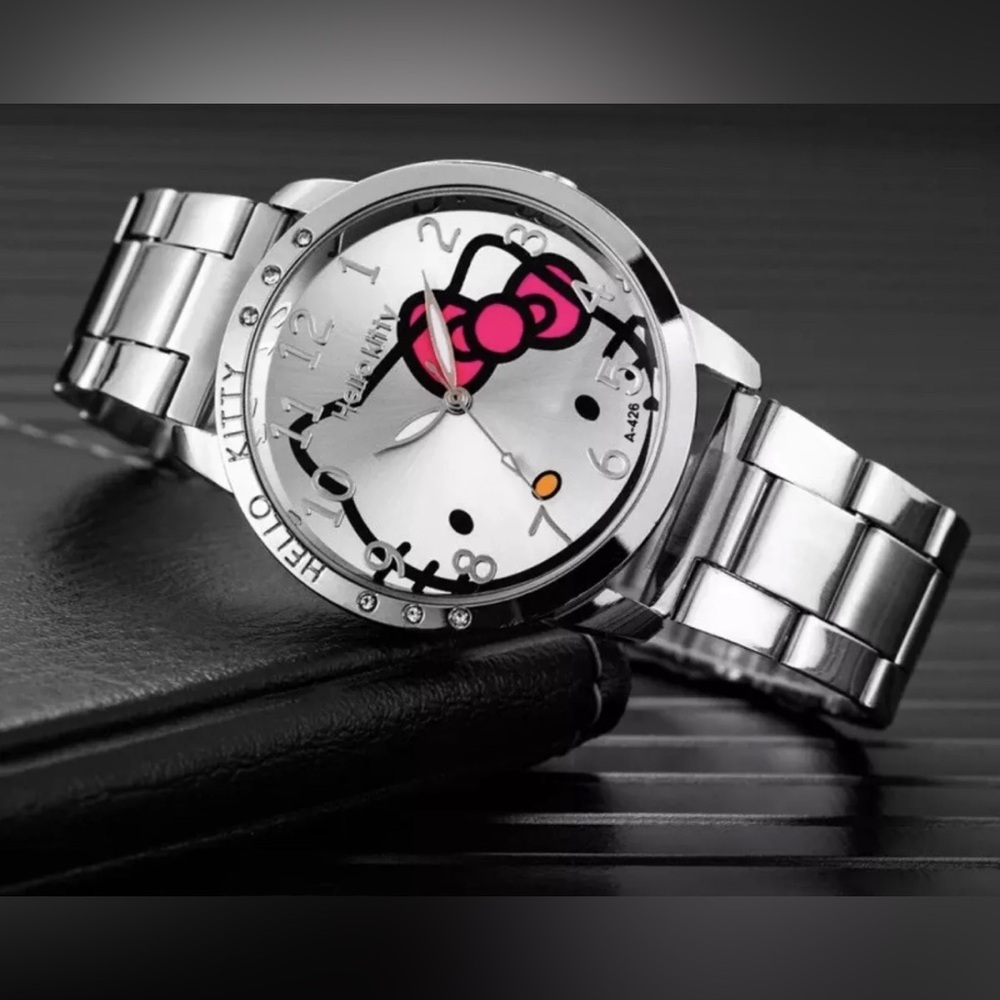 hello kitty watch new stainless steel new quartz 
New in package